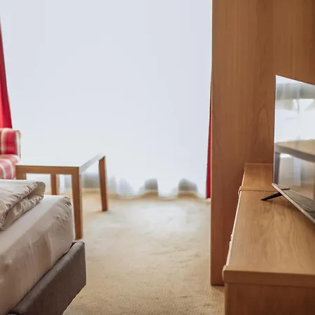 Nationalpark Grossglockner מלון 4*