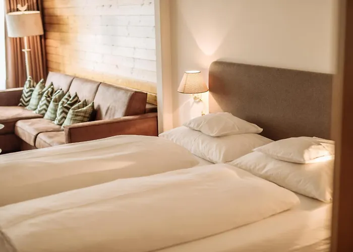 Hotel Nationalpark Grossglockner 4*